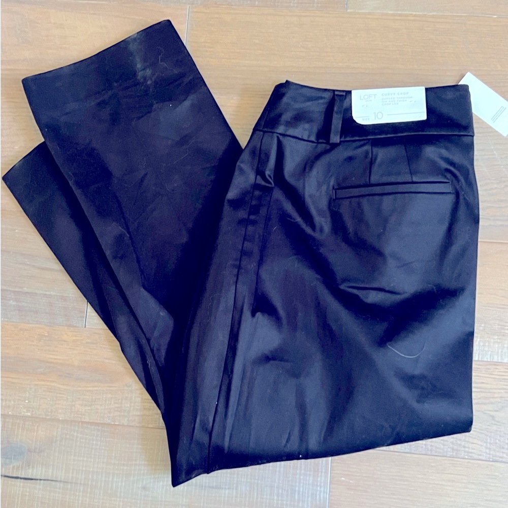 NWT $55 LOFT Outlet Ann Taylor Curvy Crop Black Chino Khaki Pants Slacks 10 K59